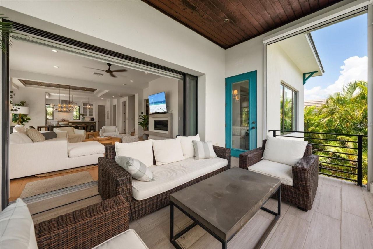6840 Longboat Drive S, Longboat Key, FL 34228 Photo