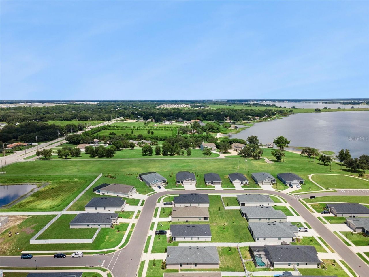 2037 Summerlake Drive, Auburndale, FL 33823 Photo