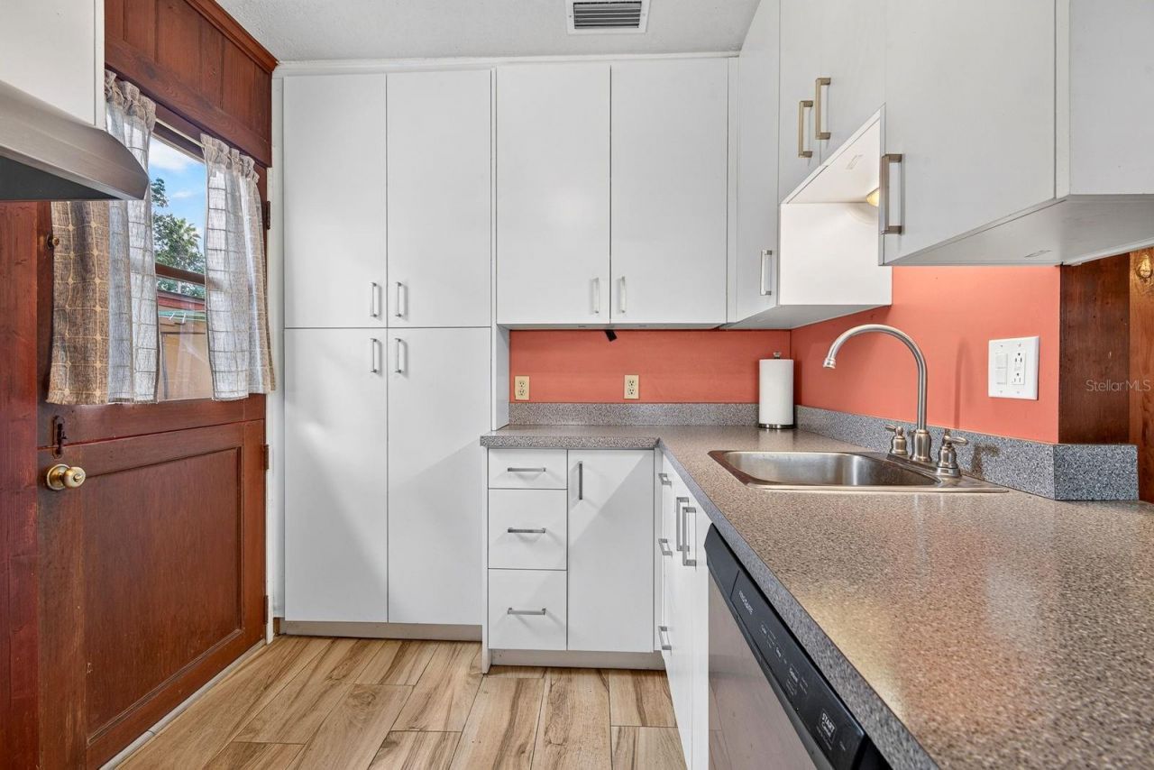 2837 Forest Lane, Sarasota, FL 34231 Photo