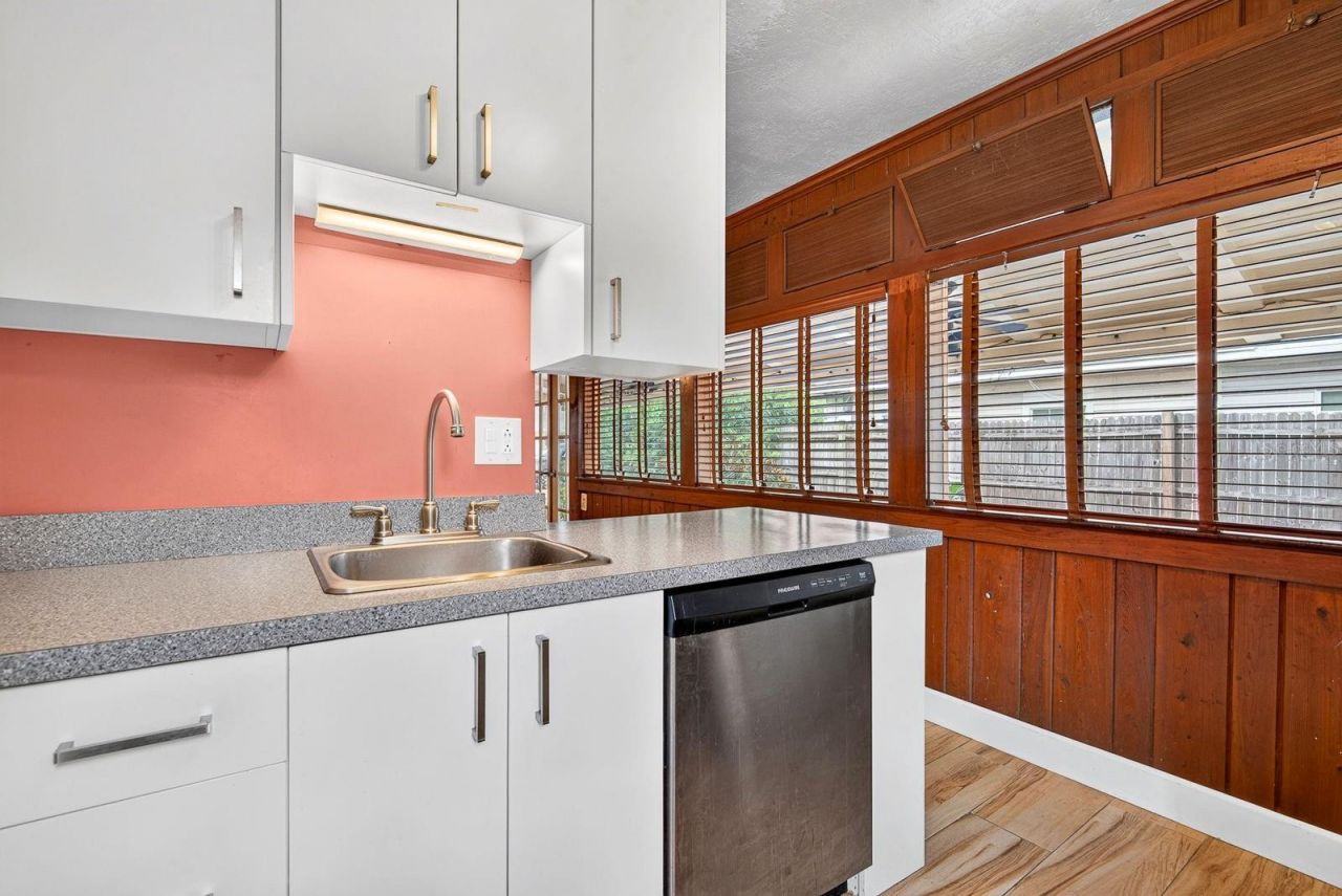 2837 Forest Lane, Sarasota, FL 34231 Photo