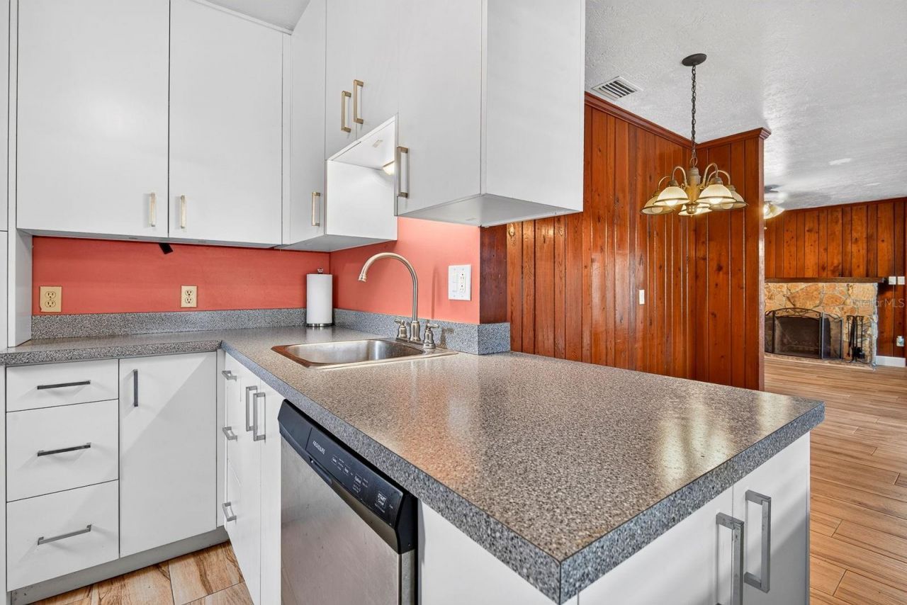2837 Forest Lane, Sarasota, FL 34231 Photo