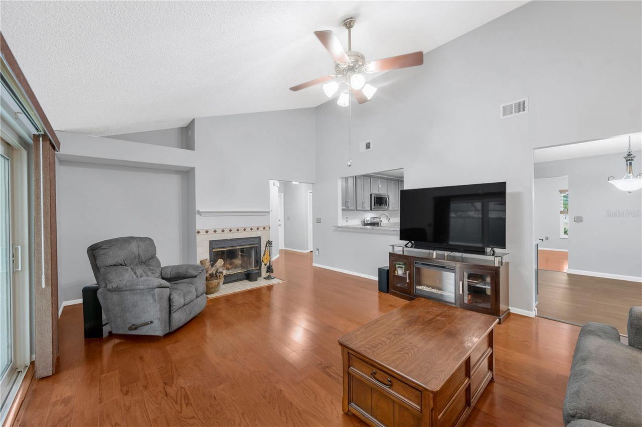 1418 Shell Flower Drive, Brandon, FL 33511 Photo