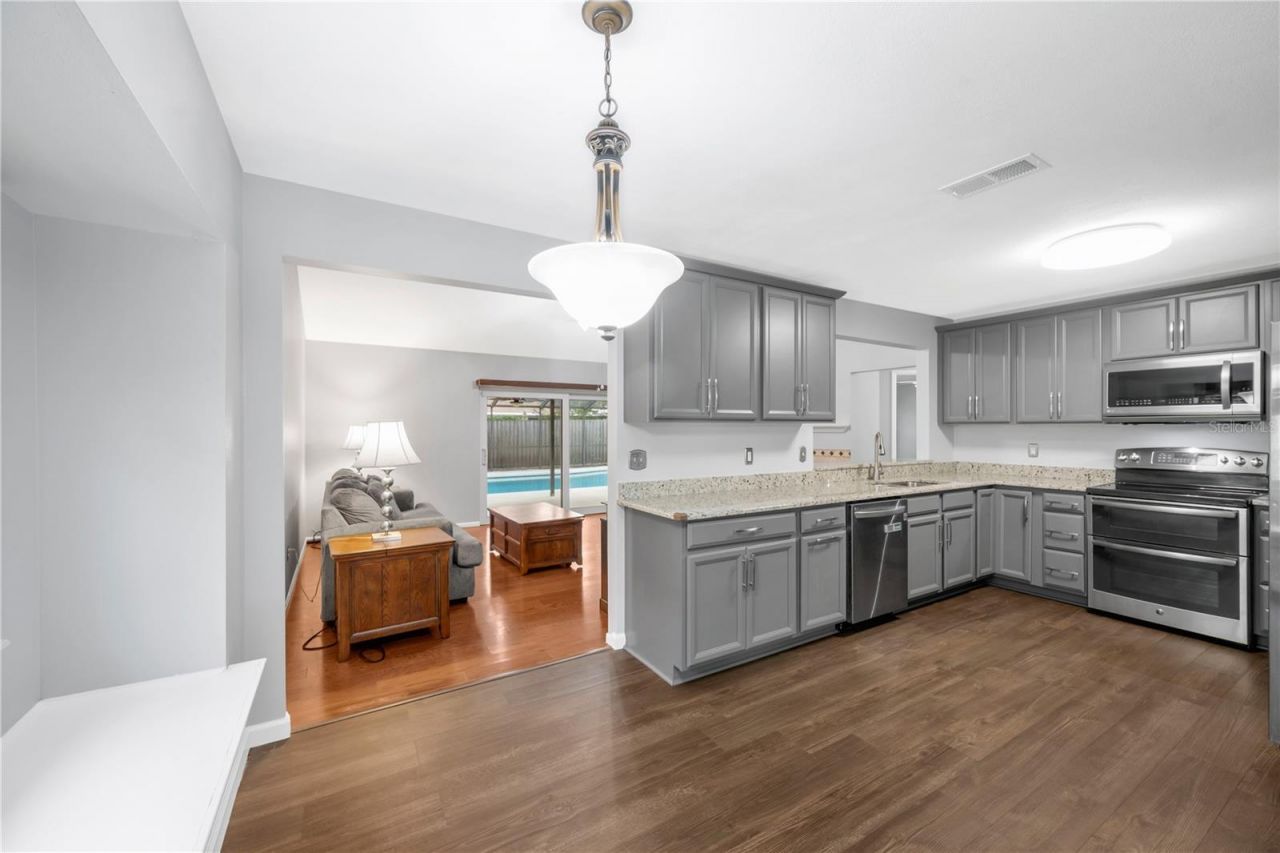 1418 Shell Flower Drive, Brandon, FL 33511 Photo