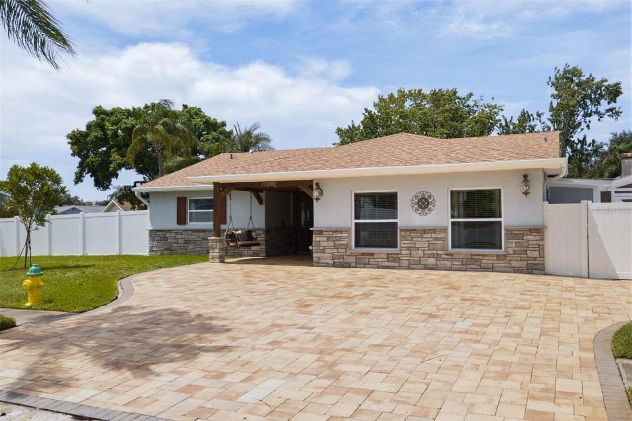 7151 121st Avenue, Largo, FL 33773 Photo