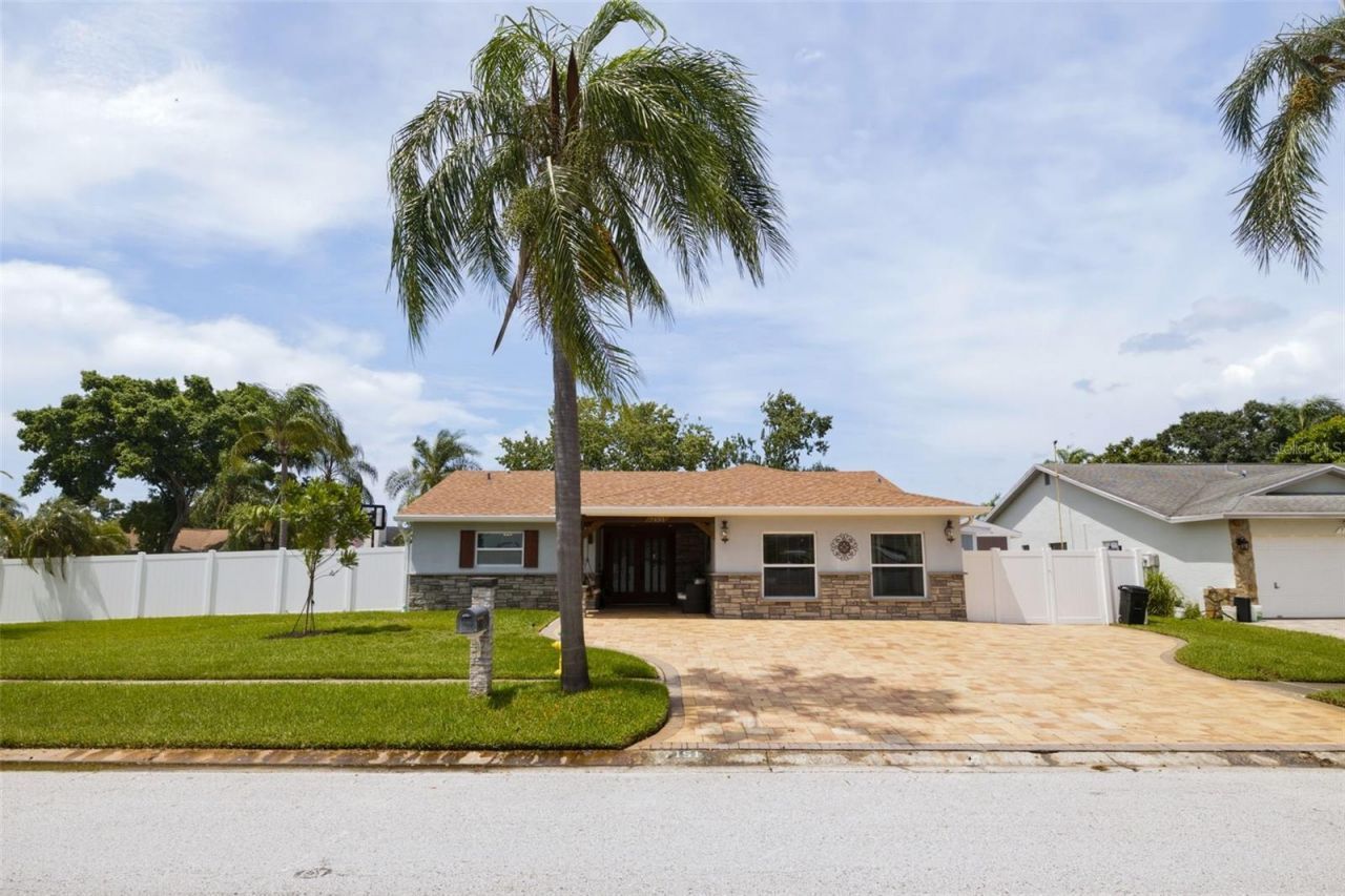 7151 121st Avenue, Largo, FL 33773 Photo