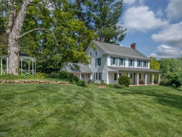 45 Branch Rd, Peapack Gladstone, NJ 07934