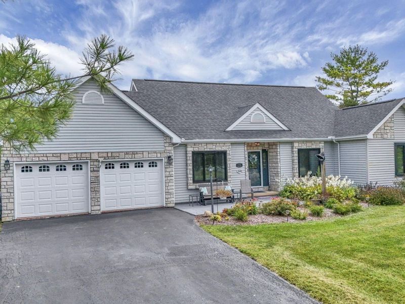 3166 Kropp Road, Grove City, OH 43123 Photo 3