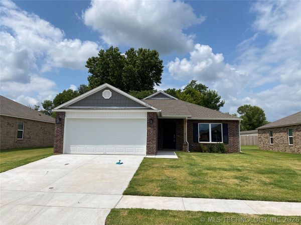 16432 S 85th Avenue E, Bixby, OK 74008