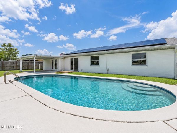 816 16TH Avenue N, Jacksonville Beach, FL 32250