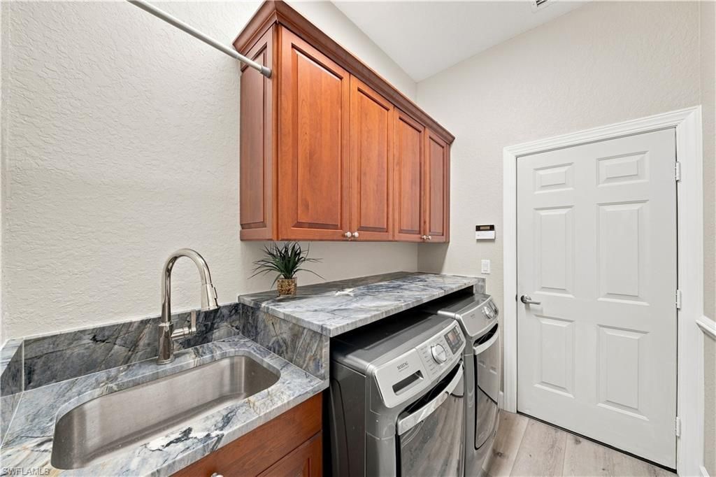 8806 Spinner Cove Ln, Naples, FL 34120 Photo