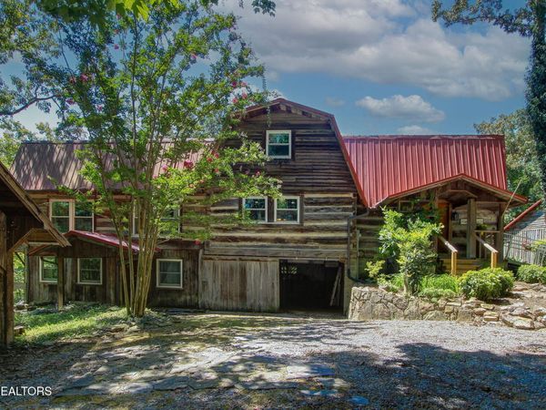 16190 Highway 321 , Lenoir City, TN 37772