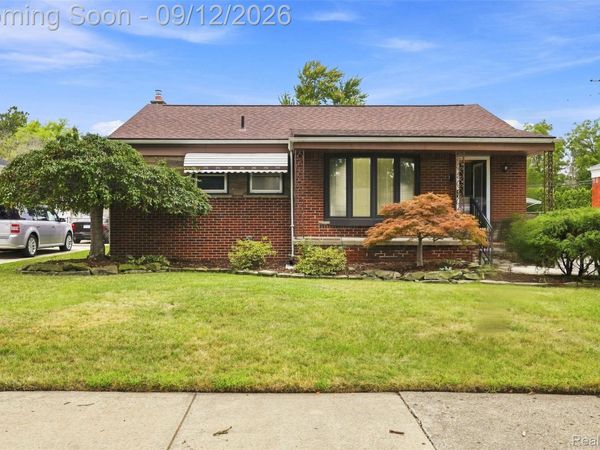 2950 Edsel Street, Trenton, Mi 48183