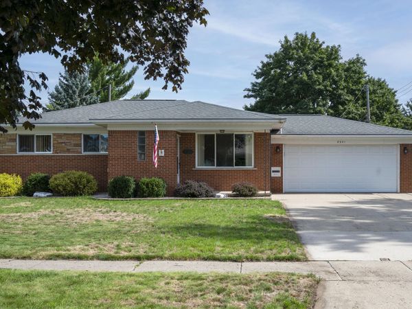 8921 Ardel Drive, Sterling Heights, MI 48314