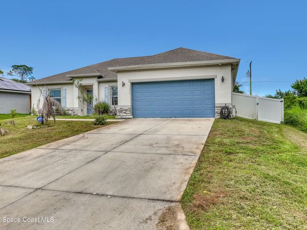 1373 Vandalia Avenue SE , Palm Bay, FL 32909