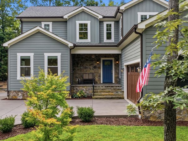 60 Maggie Bluff, Lookout Mountain, GA 30750