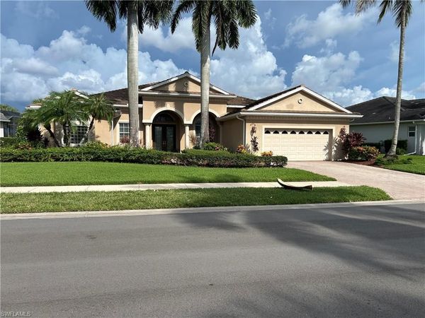 4991 Cerromar DR , NAPLES, FL 34112