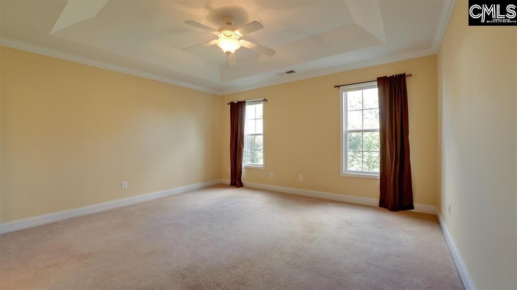 102 Burgundy Court Photo 10