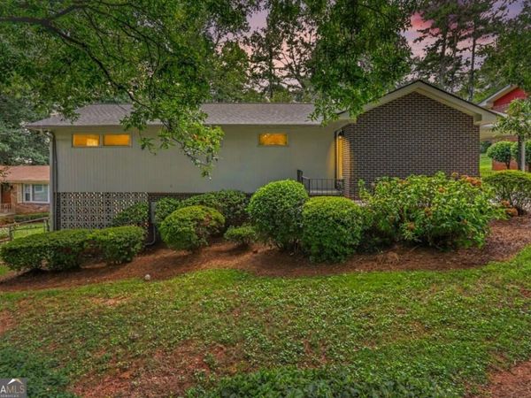 2213 Doris Drive, Decatur, GA 30034