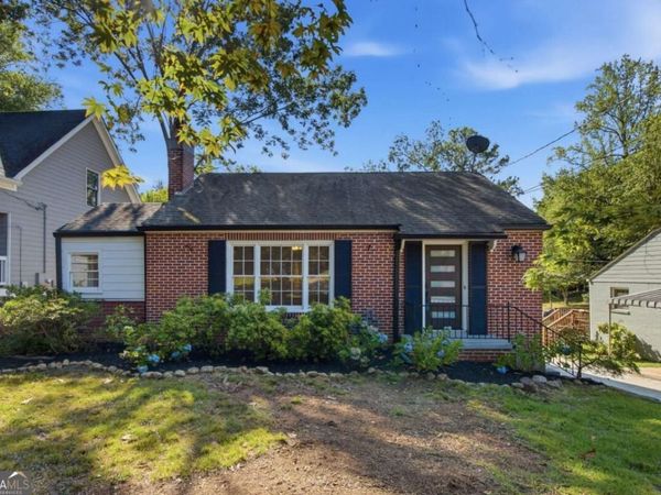 978 Winburn Drive, East Point, GA 30344