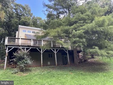 542 JONATHAN ROAD , LINDEN, VA 22642