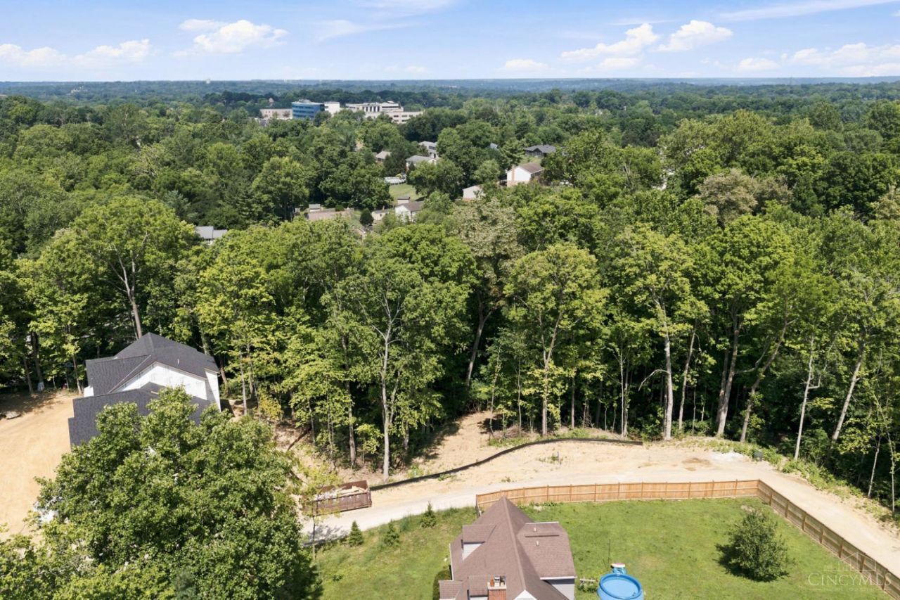 1767 Robinwood Lane, Cincinnati, OH 45255 Main Photo