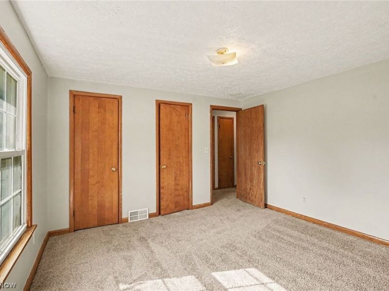 811 Leecrest Street NW, Massillon, OH 44646 Photo 12