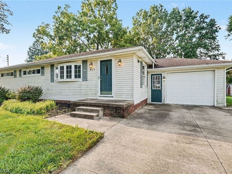 811 Leecrest Street NW, Massillon, OH 44646 Photo 7