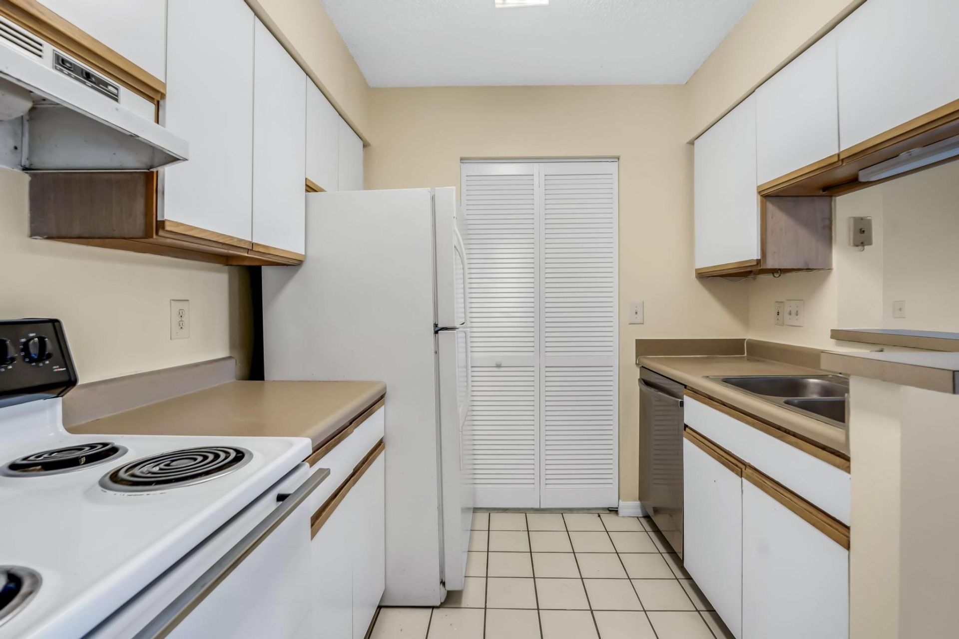 3985 W Mcnab Road, Unit A108, Pompano Beach, FL 33069 Photo