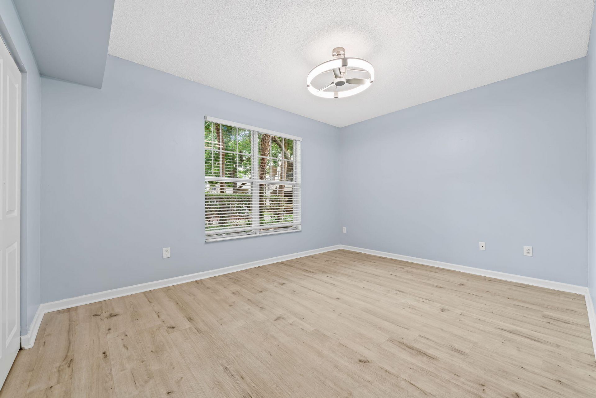 5900 W Sample Road, Unit 102, Coral Springs, FL 33067 Photo