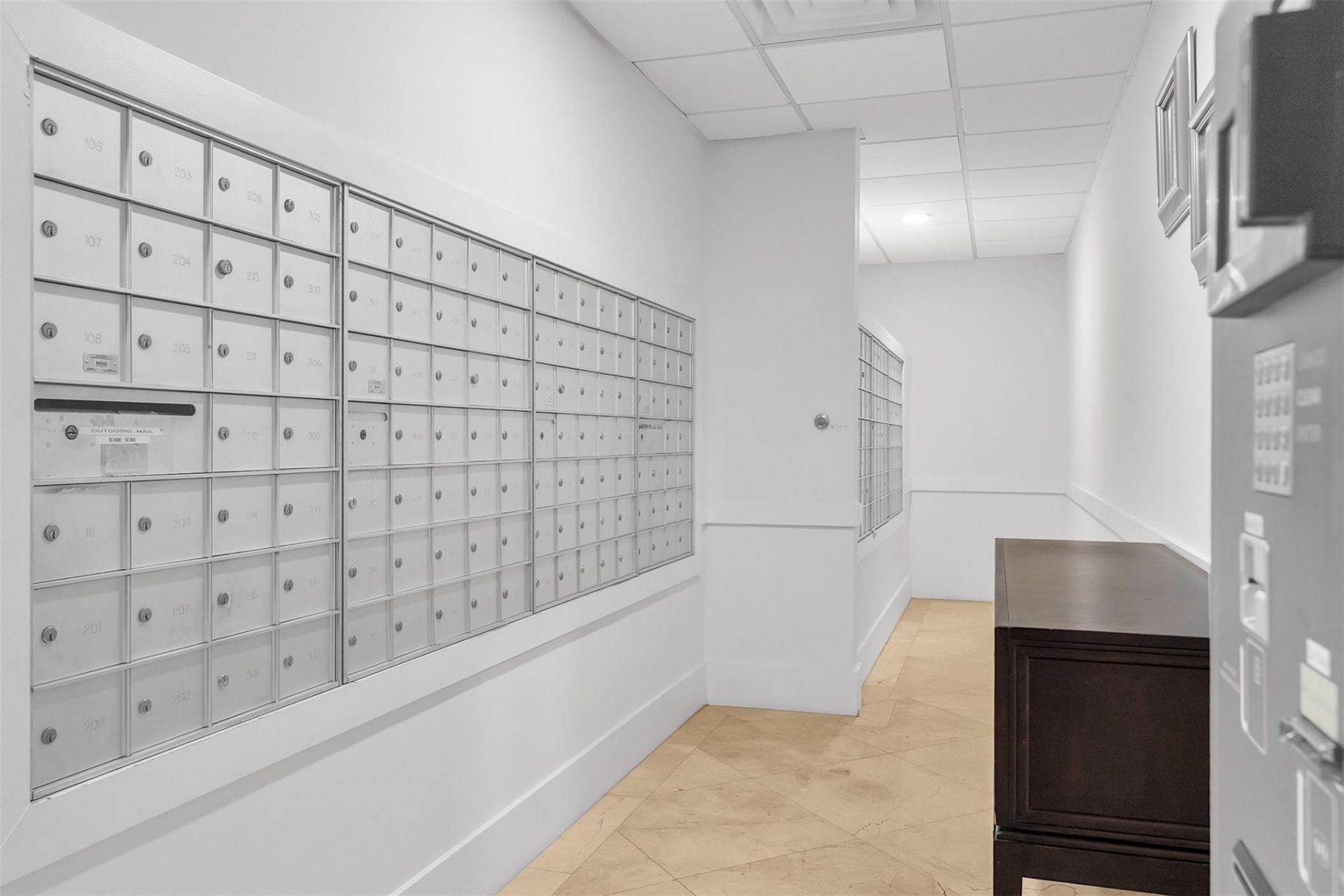 3700 Galt Ocean Drive, Unit 1209, Fort Lauderdale, FL 33308 Photo