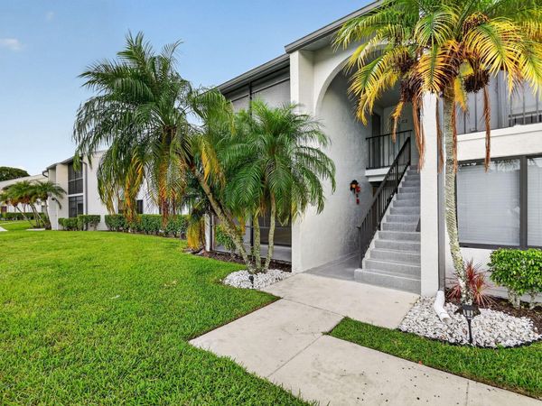 1002 GREEN PINE Boulevard, Unit C1, West Palm Beach, FL 33409