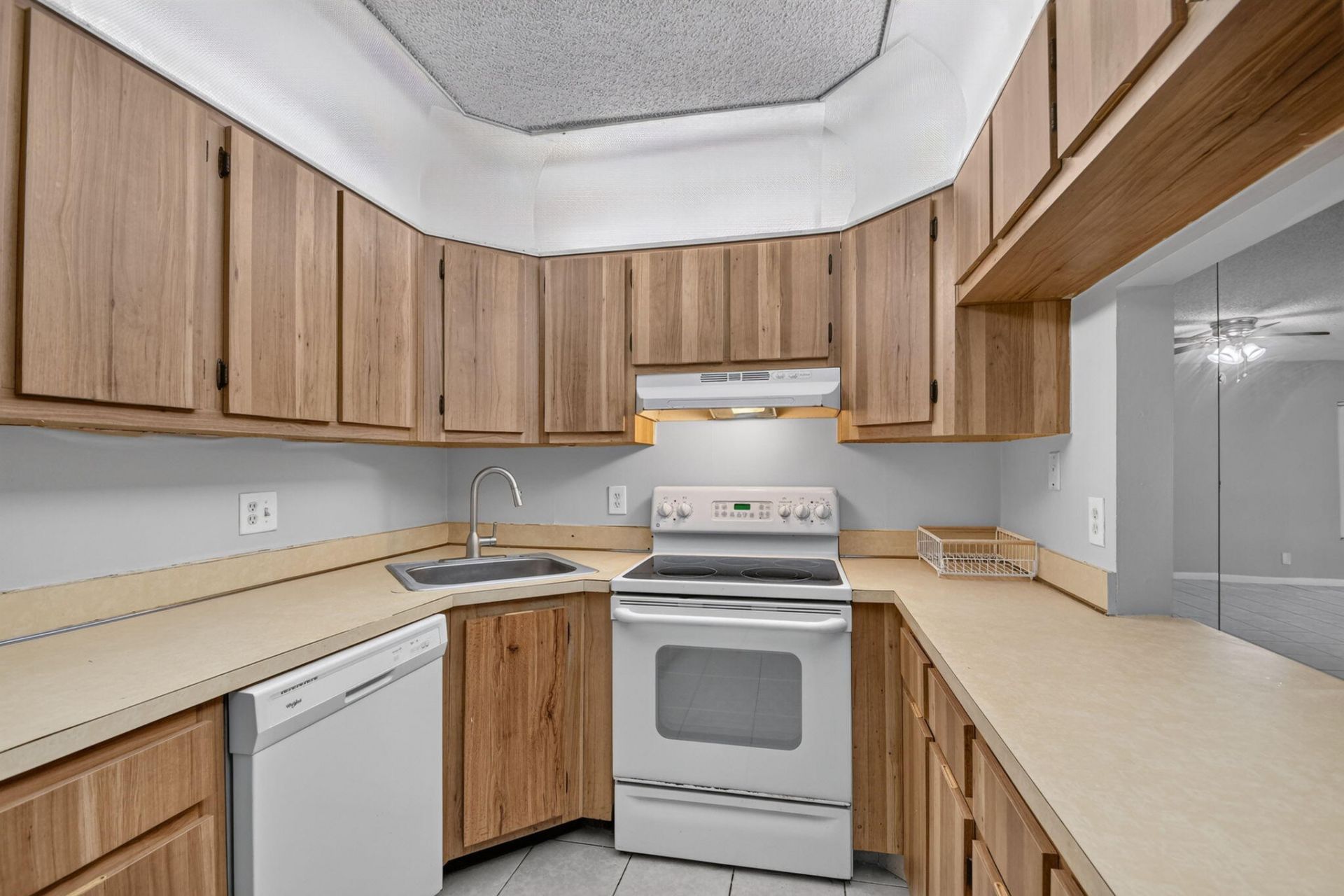 1002 Green Pine Boulevard, Unit C1, West Palm Beach, FL 33409 Photo