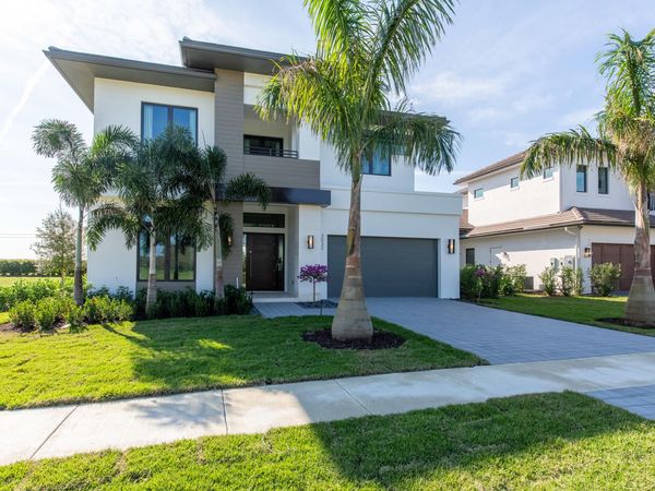 3032 BLUE CYPRESS Lane, Wellington, FL 33414
