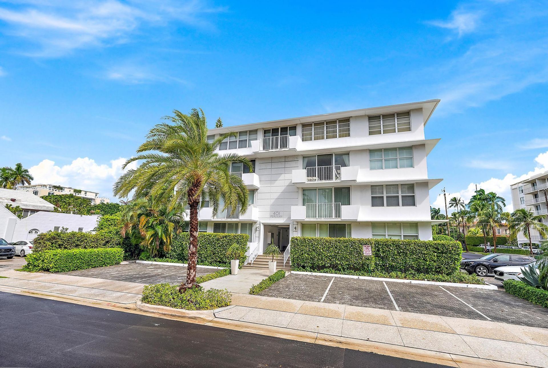 401 Peruvian Avenue, Unit 303, Palm Beach, FL 33480 Main Photo