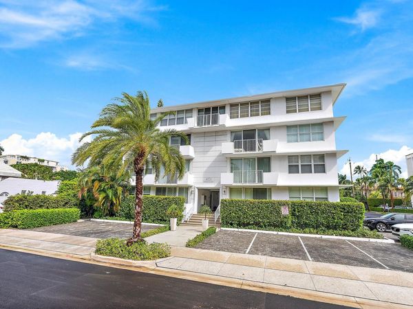 401 Peruvian Avenue, Unit 303, Palm Beach, FL 33480