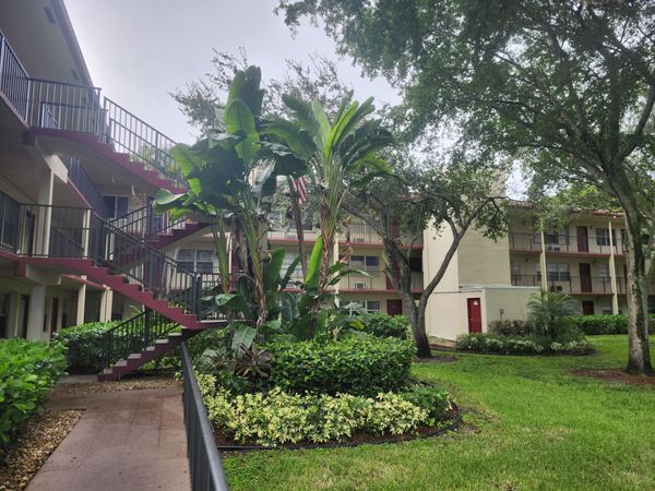 200 SW 132ND Way, Unit 105L, Pembroke Pines, FL 33027