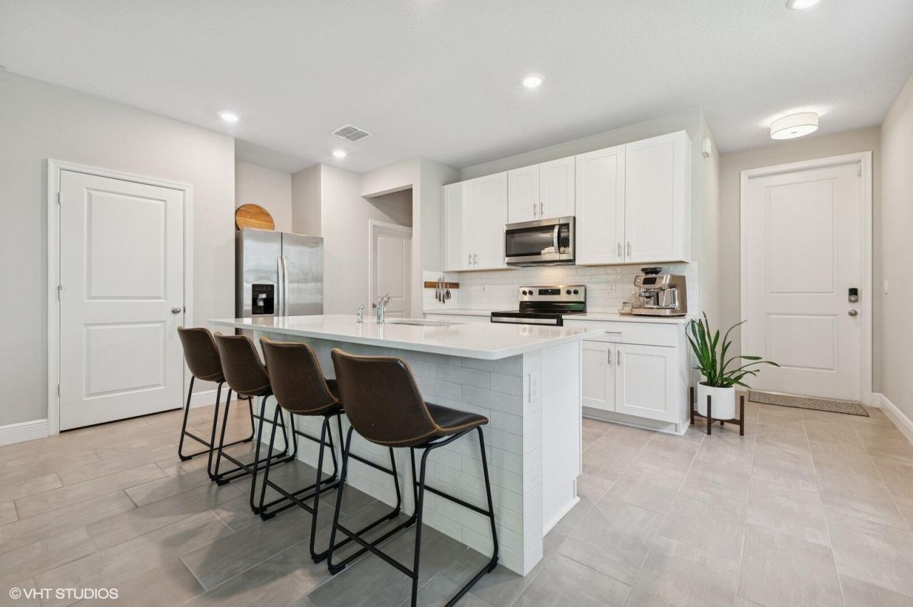 3901 SE Mentmore Lane, Stuart, FL 34997 Photo