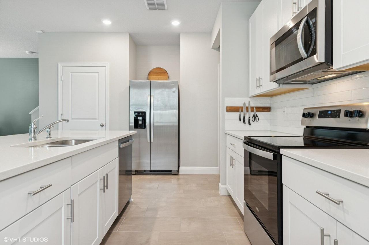 3901 SE Mentmore Lane, Stuart, FL 34997 Photo