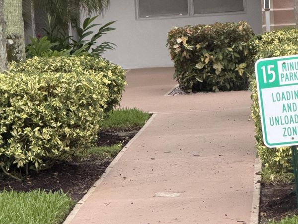 154 Normandy Lane, Delray Beach, FL 33484