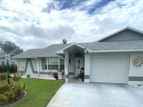 4340 VANTAGE Circle, Sebring, FL 33872