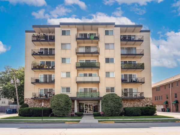 7314 Randolph Street , Unit 5B, Forest Park, IL 60130
