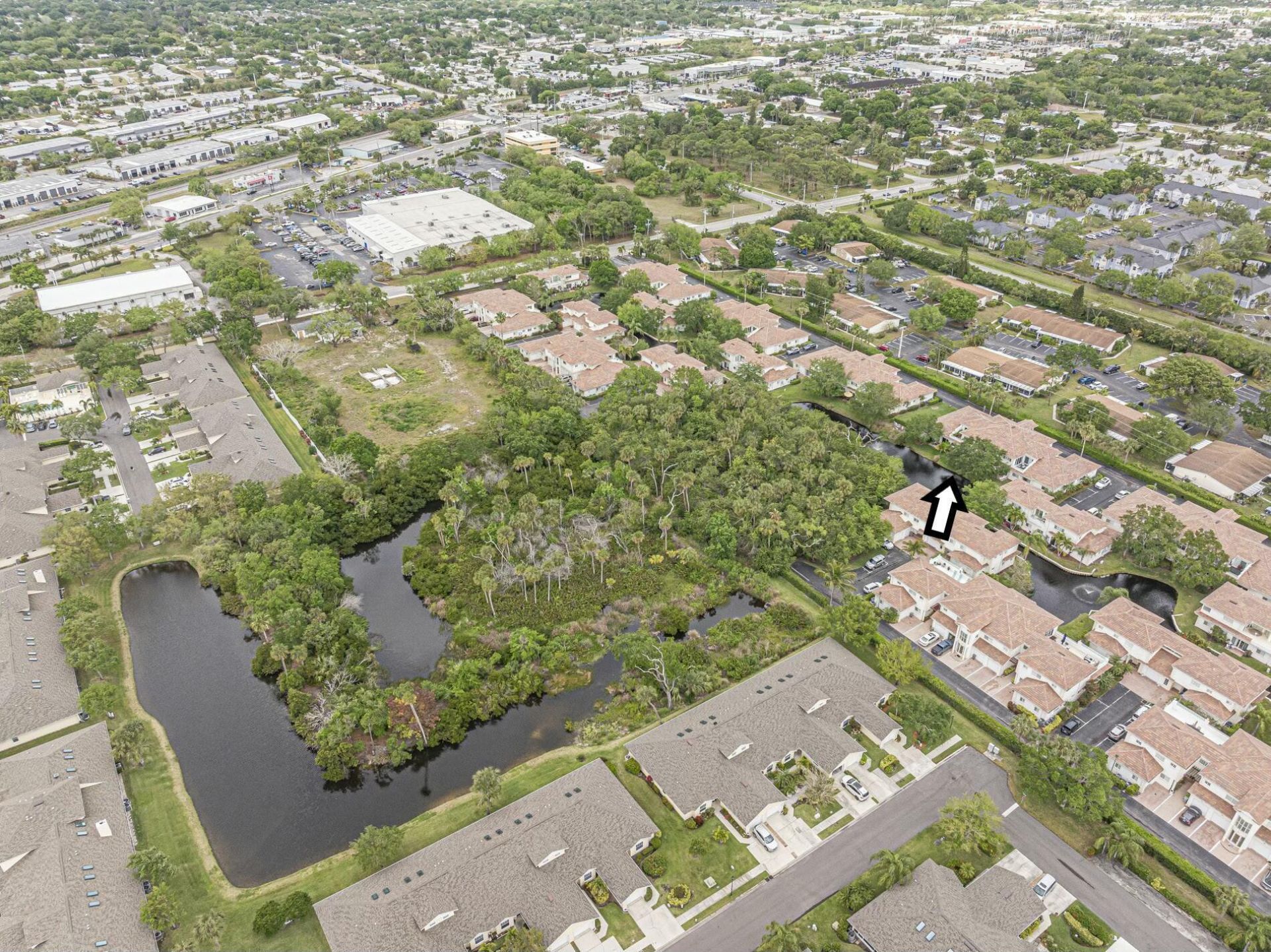 536 7th Square, Unit 103, Vero Beach, FL 32962 Photo