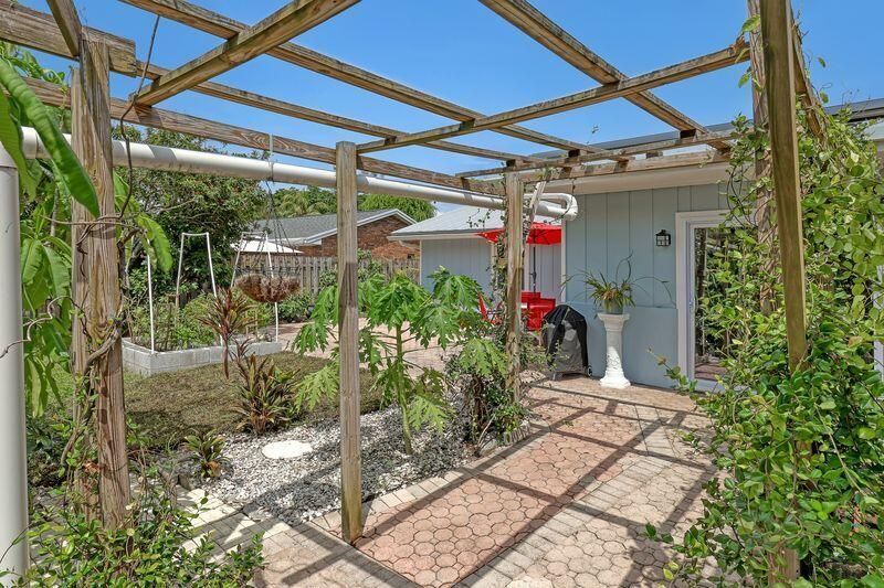 1707 E Terrace Drive, Lake Worth Beach, FL 33460 Photo