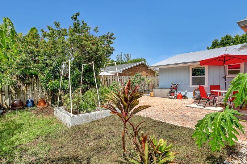 1707 E Terrace Drive, Lake Worth Beach, FL 33460 Photo