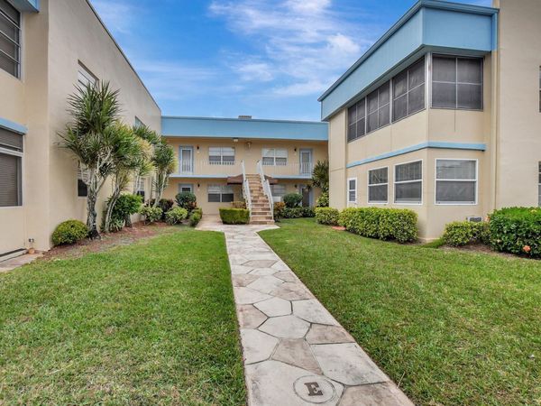 204 Burgundy E, Delray Beach, FL 33484