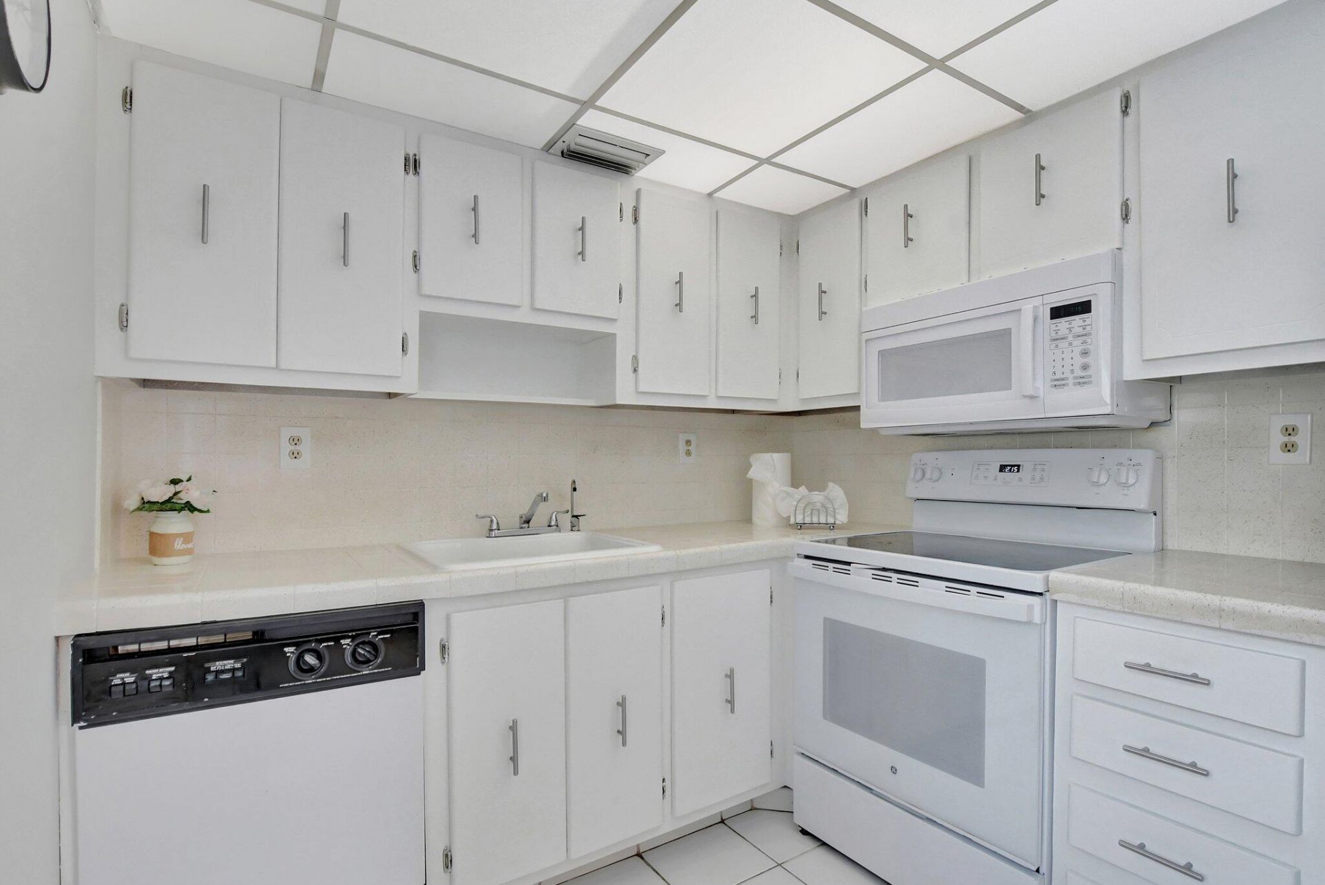 204 Burgundy E, Delray Beach, FL 33484 Photo
