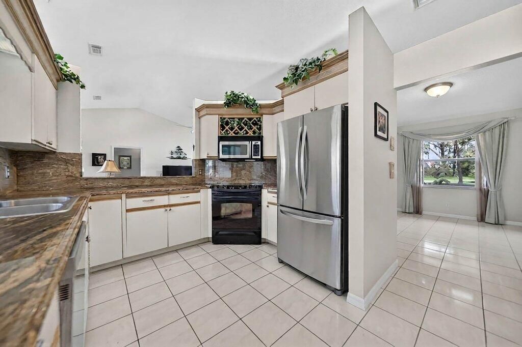 4842 SW Bimini Circle N, Palm City, FL 34990 Photo
