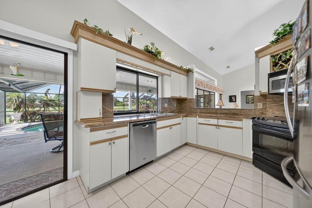 4842 SW Bimini Circle N, Palm City, FL 34990 Photo