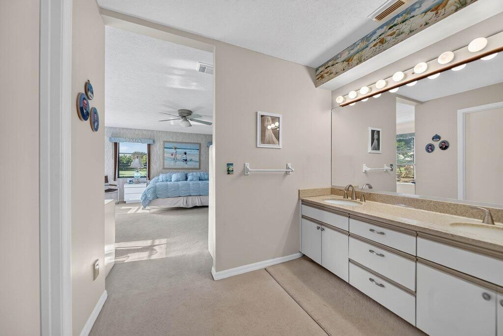 4842 SW Bimini Circle N, Palm City, FL 34990 Photo