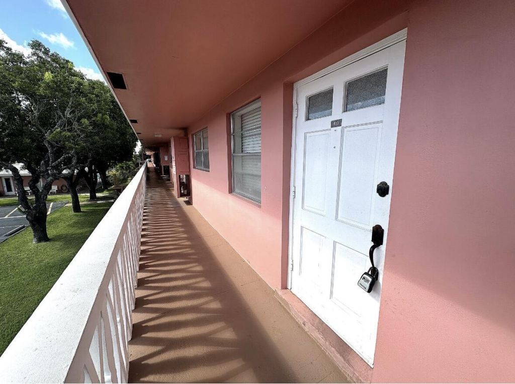 300 NE 20th Street, Unit 4100, Boca Raton, FL 33431 Photo